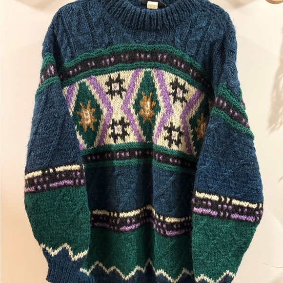 Alma Sweaters - Alma Handmade Knit Sweater with Geometric Design